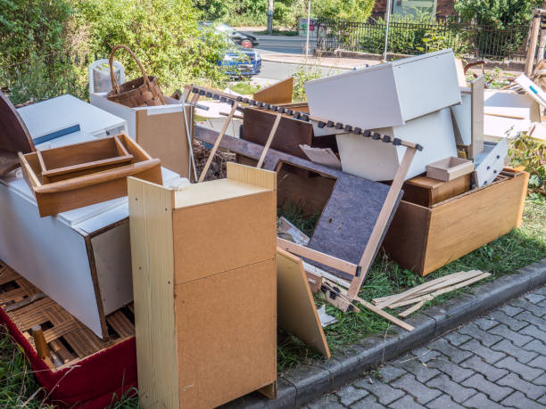 Best Commercial Cleanout Services  in Mill Hall, PA